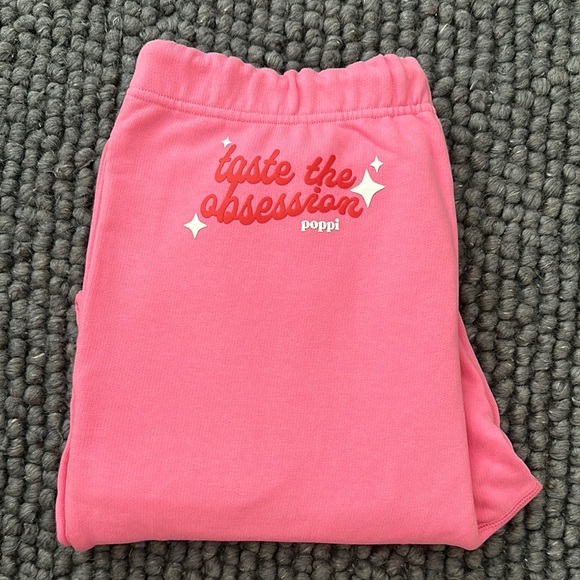 poppi Iconic Pink Sweatpants NWOT - Picture 3 of 5